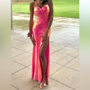 Spaghetti strap sequin gown sz 1/2